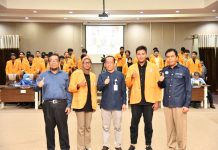 UHO Lepas 1.679 Mahasiswa KKN Batch 1 Tahun 2023