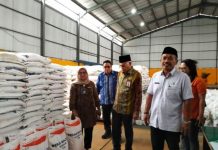 Sekda Sultra Lepas Penyaluran Bantuan Beras CPPPD
