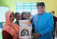 Pemkot Baubau Salurkan Bantuan Sosial Dalam Bentuk Beras