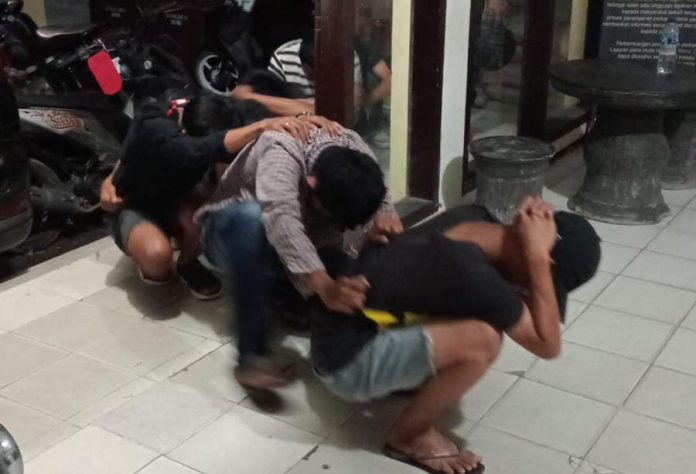 Tim patroli gabungan Polresta Kendari mengamankan 10 pemuda