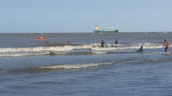 Bocah kakak beradik terseret arus dan tenggelam