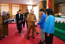 KKN di Konut, Tiap Posko Mahasiswa IAIN Kendari Dapat Bantuan Rp 5 Juta dari Ruksamin