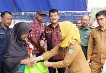 Pemkab Konut Gelar Pasar Murah di Wawolesea