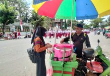 Dibalik Meriahnya Gerak Jalan HUT RI ke-78, Omset UMKM Meningkat