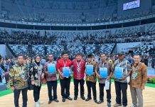 Andap Terima SK Biru Tora untuk Sultra