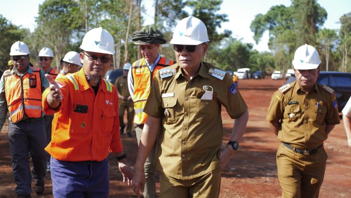 Bupati Kolaka, Ahmad Safei menghadiri groundbreaking dimulainya pembangunan Nursery IGP Pomalaa.