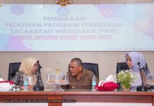 Pelatihan PKW, Pj Ketua Dekranasda Sultra: Program Ini Menjadi Solusi Permasalahan Pengembangan Kerajinan