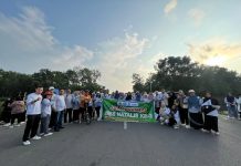 Gowes ke Kantor, Pj Gubernur Sultra Mampir Menyapa Masyarakat