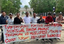 Demo di Polda Sultra, Penyidik Polresta Kendari Diduga Tak Profesional Tangani Kasus Kekerasan Seksual Anak