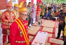 Lukman Abunawas Jadi Raja Konawe ke-34