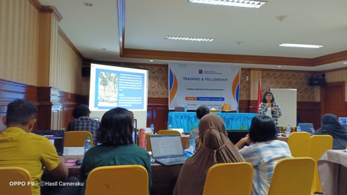 Aliansi Jurnalis Independen (AJI) Kota Kendari menggelar training verifikasi disinformasi isu minoritas jelang pemilu.