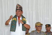 HUT ke-20 Kabupaten Kolut, Pj Gubernur Sultra: Mari Kita Saling Memberikan Pengabdian Terbaik