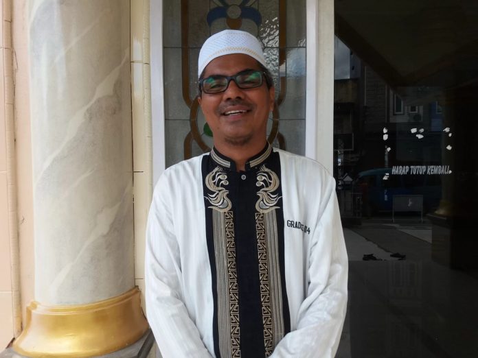 Ketua Majelis Ulama Indonesia (MUI) Kota Baubau KH. Rasyid Sabirin, Lc. MA.
