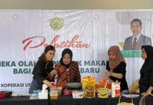 Dinkop UKM Baubau Gelar Pelatihan Aneka Olahan Produk Makanan dan Minuman Bagi Wirausaha Baru