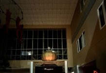 Earth Hour di Swiss-Belhotel Kendari