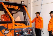 Kunjungi Basarnas Kendari, Kabasarnas Bakal Tambah Kapal Operasi