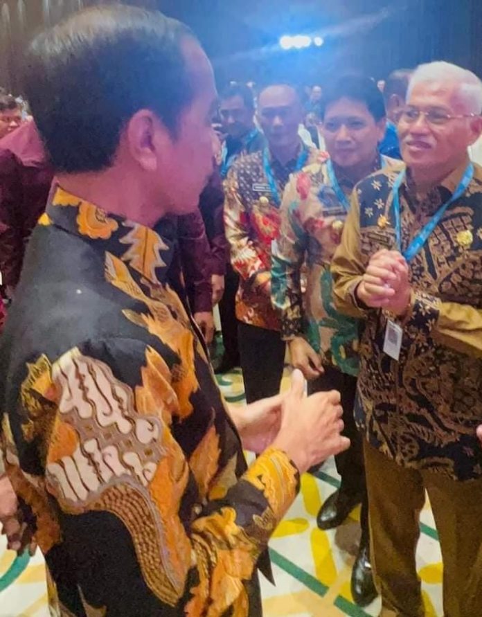 Sekda Sultra Ungkap Motif Warga yang Nekat Terobos Barisan Pengamanan RI 1.