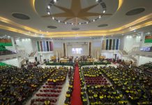 UHO Kendari Mewisuda 996 Orang di Hari Kedua