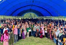 Ribuan Warga Tinanggea Tumpah Ruah Dukung Radhan-Rasyid