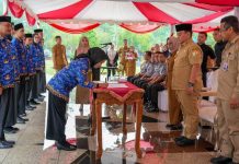 Pj Gubernur Sultra Serahkan SK Pengangkatan kepada 2.276 PPPK Formasi Tahun 2023