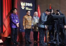 Menpan-RB RI Resmikan Dua Mal Pelayanan Publik di Sultra