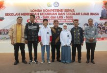 Pj Gubernur Buka Lomba Kompetensi Siswa dan Launching Seragam Karya Siswa SMK/SLB se Sultra
