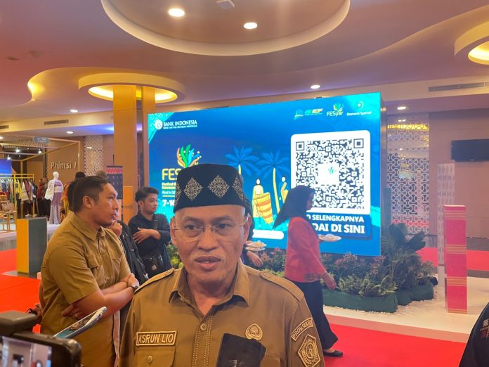 Sekda Sultra, Asrun Lio, Senin 8 Juli 2024. (Foto : Rk/Datasultra.com).