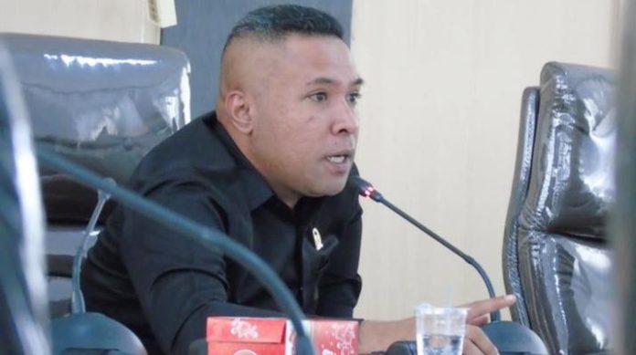 Ketua Komisi III DPRD Kota Kendari, Rajab Jinik. (Istimewa)