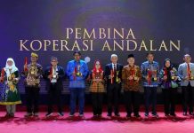 Sekda Sultra Terima Penghargaan Nasional sebagai Pembina Koperasi Andalan