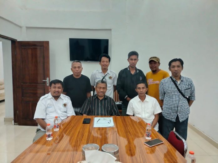 Plt Bupati, Bachrun memberikan dukungannya terhadap pembentukan Persatuan Wartawan Indonesia (PWI) di Kabupaten Muna.