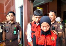 Dua Tersangka Kasus Pembunuhan Mertua Dilimpahkan ke Kejari Kendari
