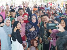 Dukungan Mengalir Deras, Masyarakat Kolut Komitmen Menangkan Tina Nur Alam di Pilgub Sultra