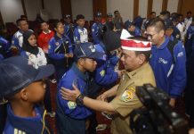 Lepas Kontingen, Pj Gubernur Harap Sultra Mampu Berprestasi Optimal di PON XXI Aceh-Sumut 2024