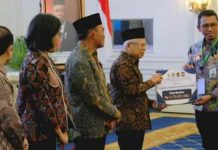 Pj Wali Kota Baubau Terima Insentif Fiskal Rp 5,7 Miliar untuk Percepatan Penghapusan Kemiskinan Ekstrem