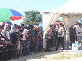 Puluhan Polisi Amankan Penetapan Nomor Urut Paslon di Pilbup Konkep