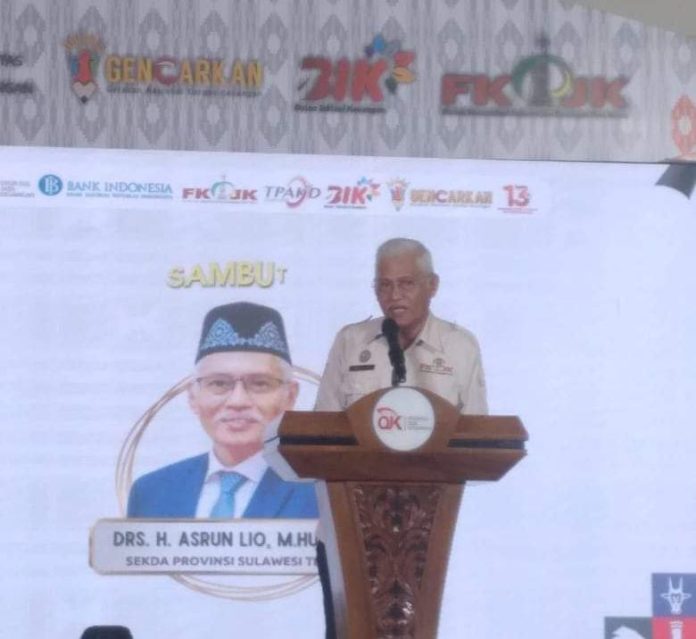 Pj Gubernur yang diwakili oleh Sekda Asrun Lio resmi membuka Bulan Inklusi Keuangan di Sultra yang mengusung tema Akses Keuangan Inklusif, Wujudkan Masyarakat Produktif di The Park Mall Kendari, Jumat 4 Oktober 2024.