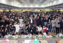 Gen Z Bahteramas Sultra Tumpah Ruah Deklarasi Dukung Tina-Ihsan, Hotel Kubra Jadi Lautan Anak Muda