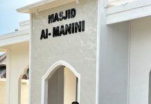 Yudhi-Nirna Resmikan Masjid Al Manini di Baruga