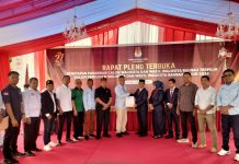 H Yusran Fahim dan Wa Ode Hamsinah Bolu Resmi Ditetapkan sebagai Walikota dan Wakil Walikota Baubau Terpilih 2025-2030