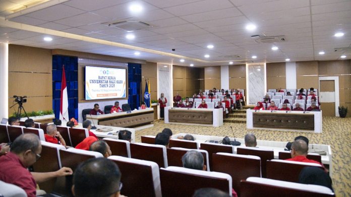 UHO Kendari gelar raker UHO 2025 dengan tema UHO bertransformasi menuju universitas kelas dunia.