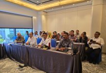 Pimpin Rapat Perdana Pasca Pelantikan, ASR: Tingkatkan Mutu Pelayanan dan Wujudkan Kesejahteraan Rakyat