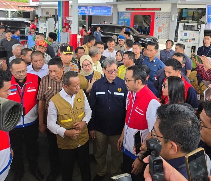 Dihadapan Menteri ESDM, Plt Dirut Pertamina Patra Niaga Pastikan Pasokan BBM dan LPG Aman Jelang Idul Fitri