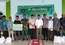 Wakil Gubernur Sultra Safari Ramadhan di Buton Utara, Tinjau Potensi Wisata dan Bagikan Paket Sembako