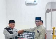 Pemkot Baubau Salurkan Hibah untuk 20 Rumah Ibadah Selama Safari Ramadan