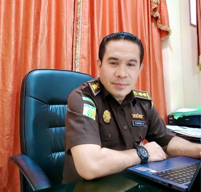 Kepala Seksi Intelijen Kejari Baubau, Abdul Kadir Sangadji.