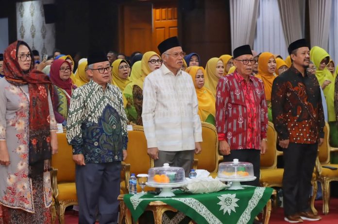 Musyawarah Pimpinan Wilayah (Musypimwil) Muhammadiyah Sulawesi Tenggara resmi dibuka oleh Menteri Pendidikan Dasar dan Menengah RI, Prof. Dr. Abdul Mu’ti, M.Ed., di Rumah Jabatan Gubernur Sultra, Kamis malam 17 April 2025.