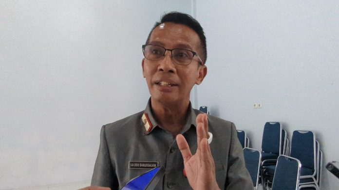 Pejabat Sekda Buton Selatan, La Ode Darussalam.