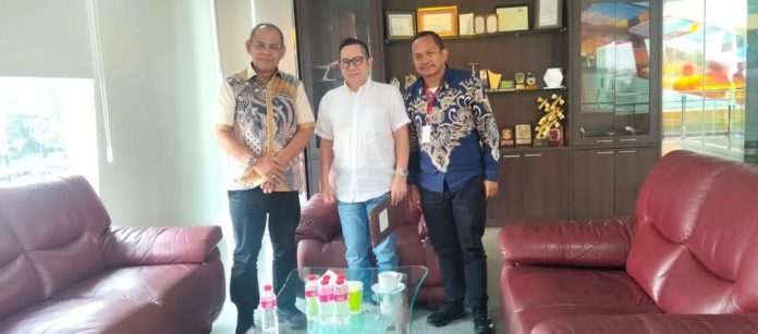 Wali Kota Baubau, H. Yusran Fahim, SE, melakukan pertemuan strategis dengan Direktur Utama Lion Group di Jakarta, Jumat 16 Mei 2025.