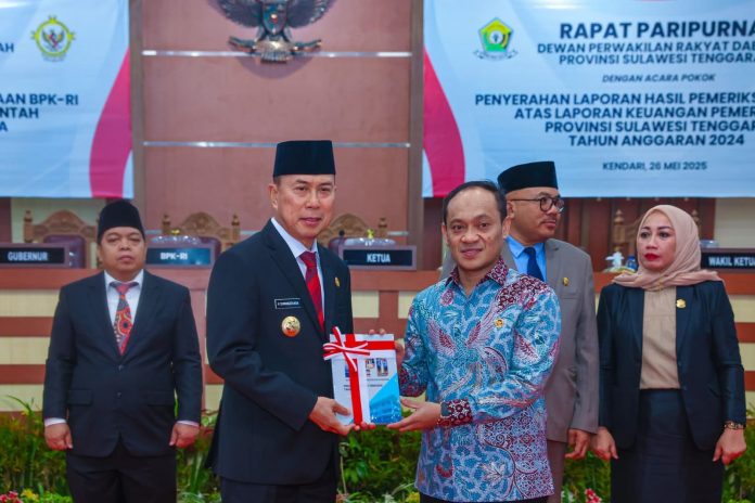Terima LHP BPK-RI 2024, Gubernur Sultra Tegaskan Komitmen Tata Kelola Keuangan yang Bersih dan Akuntabel
