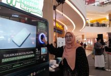 BI Sultra dan Plasticpay Hadirkan Inovasi Hijau di Sultra Maimo 2025: Tukar Botol Plastik Jadi Rupiah